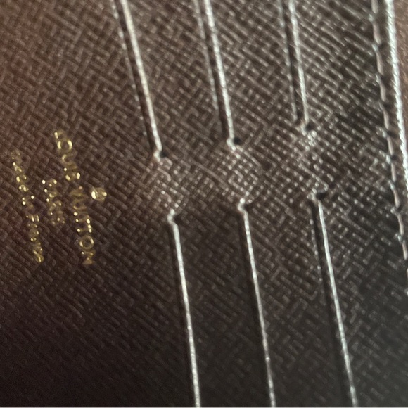 Louis Vuitton Toiletry Pouch on Chain - Picture 14 of 15